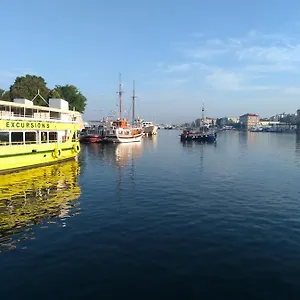 Apartman 2 & Free Private Parking, Zadar